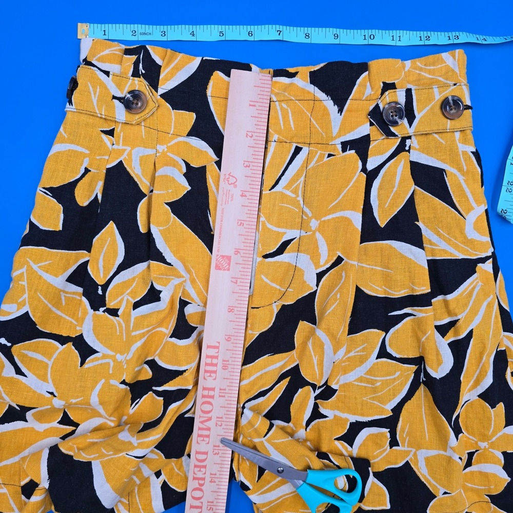 Who What Wear Floral Linen Shorts High Rise Pleated Paperbag Yellow Black 2 - Picture 5 of 8